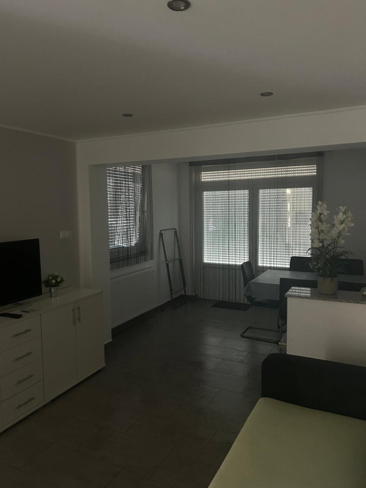 Heni Apartment Bük Extérieur photo